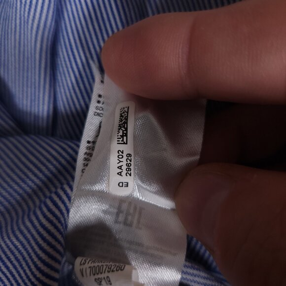 Banana Republic Parker Tunic Fit Hidden Button Shirt Womens Medium Striped - Picture 15 of 16